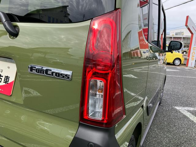 タントファンクロスオートエアコン/左右シートヒーター/電動パーキングブレーキ/運転席上下アジャスター/左右タイマー機能付きパワースライドドア/アイドリングストップ/電動格納ミラー/LEDヘッドライト/LEDフォグランプ(千葉県)の中古車