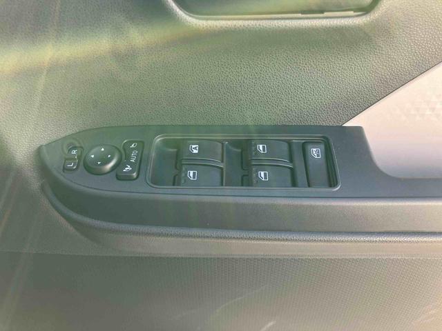 タントXオートエアコン/キーフリーシステム/バックカメラ/ステアリングスイッチ/左右シートヒーター/電動パーキングブレーキ/運転席上下アジャスター/コーナーセンサー/アイドリングストップ/LEDヘッドライト(千葉県)の中古車