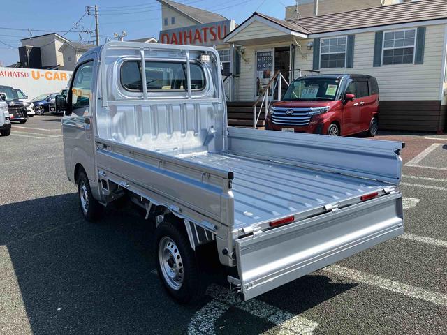 ハイゼットトラックスタンダード 農用スペシャル4WD/デフロック/LED作業灯/4枚リーフスプリング/エアコン/パワーステアリング/エアバッグ/ラバーマット(千葉県)の中古車