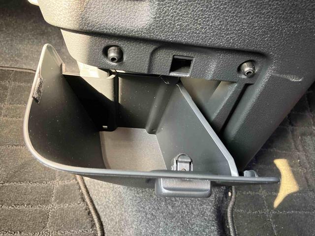 ムーヴキャンバスストライプスＧターボツートンカラー／９インチディスプレイオーディオ／バックカメラ／ＵＳＢ・ＨＤＭＩ／衝突回避支援／コーナーセンサー／シートヒーター／ＡＣＣ／オートライト／オートハイビーム／ホットカップホルダー（千葉県）の中古車