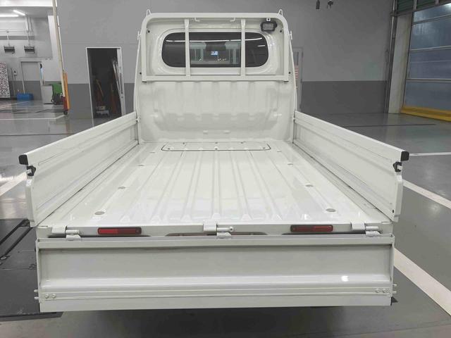 ハイゼットトラックスタンダード 農用スペシャル三方開き・CVT・切替式4WD・四枚スプリング・デフロック・作業灯・AM/FMラジオ・スマートアシスト・コーナーセンサー・オートライト・オートハイビーム・ハロゲンヘッドライト・スペアタイヤ(千葉県)の中古車