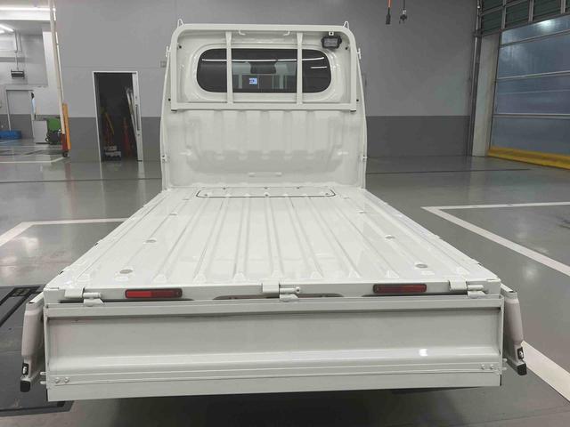 ハイゼットトラックスタンダード 農用スペシャル三方開き・CVT・切替式4WD・四枚スプリング・デフロック・作業灯・AM/FMラジオ・スマートアシスト・コーナーセンサー・オートライト・オートハイビーム・ハロゲンヘッドライト・スペアタイヤ(千葉県)の中古車