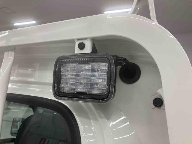 ハイゼットトラックスタンダード 農用スペシャル三方開き・CVT・切替式4WD・四枚スプリング・デフロック・作業灯・AM/FMラジオ・スマートアシスト・コーナーセンサー・オートライト・オートハイビーム・ハロゲンヘッドライト・スペアタイヤ(千葉県)の中古車