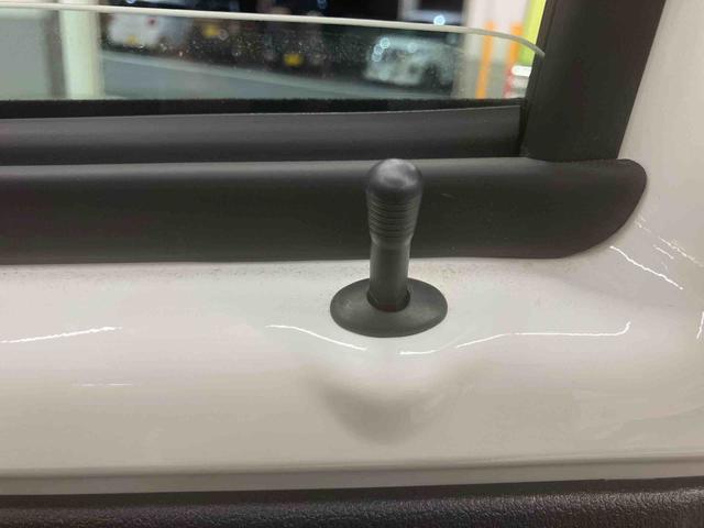 ハイゼットトラックスタンダード 農用スペシャル三方開き・CVT・切替式4WD・四枚スプリング・デフロック・作業灯・AM/FMラジオ・スマートアシスト・コーナーセンサー・オートライト・オートハイビーム・ハロゲンヘッドライト・スペアタイヤ(千葉県)の中古車