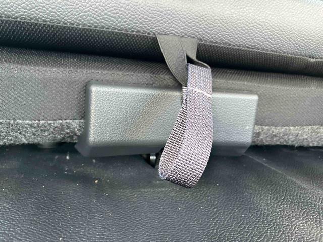 ハイゼットカーゴデラックス走行無制限１年保証　前後コーナーセンサー　ワンオーナー　ＣＶＴ車　オートマチックハイビーム　アイドリングストップ　キーレスエントリー　横滑り防止装置　オートライト　ヘッドライトレベライザー　ラジオ（千葉県）の中古車