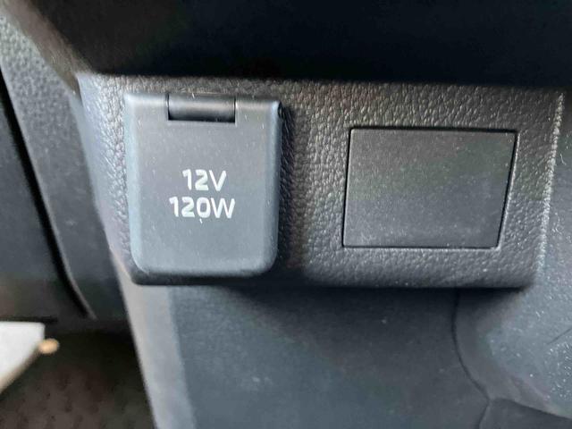 ハイゼットカーゴデラックス走行無制限１年保証　前後コーナーセンサー　ワンオーナー　ＣＶＴ車　オートマチックハイビーム　アイドリングストップ　キーレスエントリー　横滑り防止装置　オートライト　ヘッドライトレベライザー　ラジオ（千葉県）の中古車