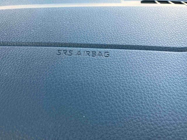 ハイゼットカーゴデラックス走行無制限１年保証　前後コーナーセンサー　ワンオーナー　ＣＶＴ車　オートマチックハイビーム　アイドリングストップ　キーレスエントリー　横滑り防止装置　オートライト　ヘッドライトレベライザー　ラジオ（千葉県）の中古車