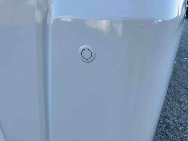 ハイゼットカーゴデラックス走行無制限１年保証　前後コーナーセンサー　ワンオーナー　ＣＶＴ車　オートマチックハイビーム　アイドリングストップ　キーレスエントリー　横滑り防止装置　オートライト　ヘッドライトレベライザー　ラジオ（千葉県）の中古車