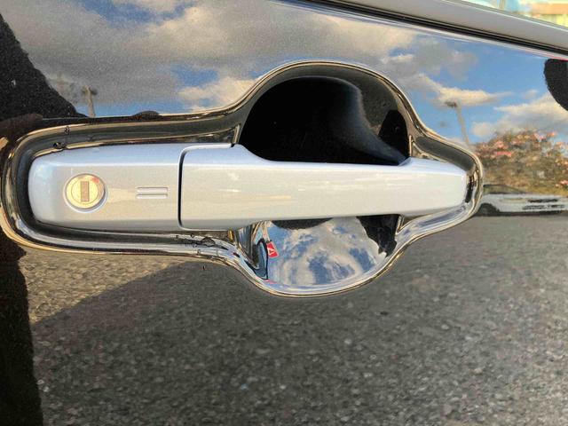 タントＬスライドドア　ＬＥＤヘッドライト　オートライト　プッシュボタンスターター　オート格納ドアミラー　オートエアコン　上下２段調節式デッキボード　コーナーセンサー　衝突被害軽減ブレーキ（千葉県）の中古車