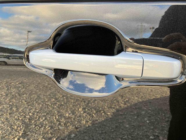 タントＬスライドドア　ＬＥＤヘッドライト　オートライト　プッシュボタンスターター　オート格納ドアミラー　オートエアコン　上下２段調節式デッキボード　コーナーセンサー　衝突被害軽減ブレーキ（千葉県）の中古車