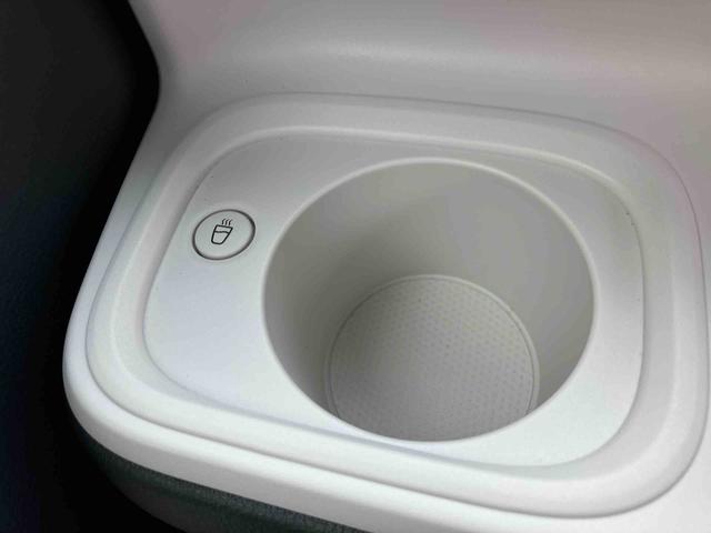 ムーヴキャンバスストライプスＧＢカメラ　ＬＥＤヘッドライト　オートライト　オートハイビーム　ホッとカップホルダー　スマアシ　コーナーセンサー　シートヒーター　両側Ｐスラ　オートＡ／Ｃ　電動駐車ブレーキ　プッシュスタート　キーフリー（千葉県）の中古車