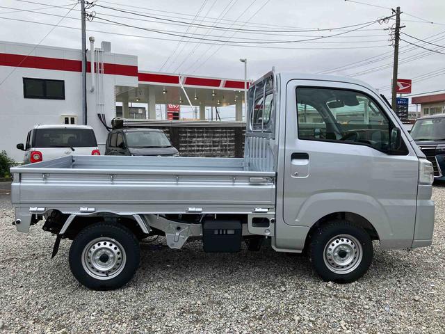 ハイゼットトラックスタンダード　農用スペシャル電子制御式４ＷＤ　荷台ＬＥＤライト　リヤ４枚リーフスプリング　リヤデフロック　荷室灯　衝突被害軽減ブレーキ　コーナーセンサー　スピーカー一体型ＡＭ／ＦＭラジオ　エアコン　パワステ（千葉県）の中古車