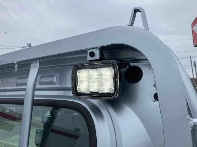 ハイゼットトラックスタンダード　農用スペシャル電子制御式４ＷＤ　荷台ＬＥＤライト　リヤ４枚リーフスプリング　リヤデフロック　荷室灯　衝突被害軽減ブレーキ　コーナーセンサー　スピーカー一体型ＡＭ／ＦＭラジオ　エアコン　パワステ（千葉県）の中古車