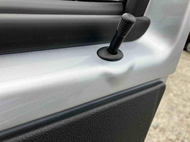 ハイゼットトラックスタンダード　農用スペシャル電子制御式４ＷＤ　荷台ＬＥＤライト　リヤ４枚リーフスプリング　リヤデフロック　荷室灯　衝突被害軽減ブレーキ　コーナーセンサー　スピーカー一体型ＡＭ／ＦＭラジオ　エアコン　パワステ（千葉県）の中古車