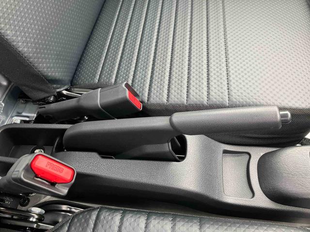 ハイゼットトラックスタンダード　農用スペシャル電子制御式４ＷＤ　荷台ＬＥＤライト　リヤ４枚リーフスプリング　リヤデフロック　荷室灯　衝突被害軽減ブレーキ　コーナーセンサー　スピーカー一体型ＡＭ／ＦＭラジオ　エアコン　パワステ（千葉県）の中古車