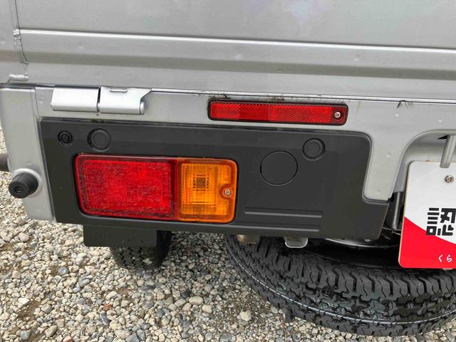 ハイゼットトラックスタンダード　農用スペシャル電子制御式４ＷＤ　荷台ＬＥＤライト　リヤ４枚リーフスプリング　リヤデフロック　荷室灯　衝突被害軽減ブレーキ　コーナーセンサー　スピーカー一体型ＡＭ／ＦＭラジオ　エアコン　パワステ（千葉県）の中古車