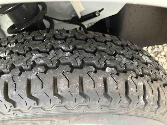 ハイゼットトラックスタンダード 農用スペシャル4WD 5速MT 荷台三方開 リヤ4枚リーフ 荷台作業灯 リヤスモークガラス AM/FMラジオ 衝突被害軽減装置 コーナーセンサー オートライト オートハイビーム スペアタイヤ(千葉県)の中古車