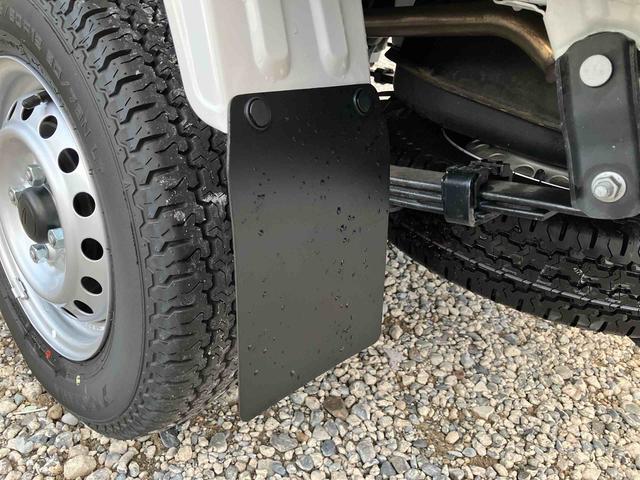 ハイゼットトラックスタンダード 農用スペシャル4WD 5速MT 荷台三方開 リヤ4枚リーフ 荷台作業灯 リヤスモークガラス AM/FMラジオ 衝突被害軽減装置 コーナーセンサー オートライト オートハイビーム スペアタイヤ(千葉県)の中古車