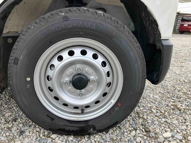 ハイゼットカーゴＤＸ衝突被害軽減ブレーキ　コーナーセンサー　オートライト　オートハイビーム　フロントパワーウィンドウ　オーバーヘッドシェルフ　スピーカー一体型ＡＭ・ＦＭラジオ　キーレスエントリー　アイドリングストップ（千葉県）の中古車