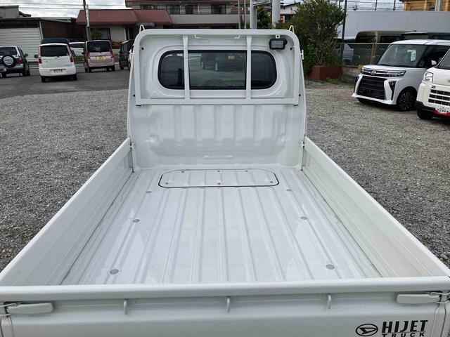 ハイゼットトラックスタンダード　農用スペシャル電子制御式４ＷＤ　ＣＶＴ　荷台ＬＥＤライト　リヤ４枚リーフスプリング　リヤデフロック　　衝突被害軽減ブレーキ　コーナーセンサー　スピーカー一体型ＡＭ／ＦＭラジオ　エアコン　パワステ（千葉県）の中古車