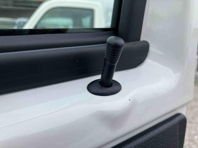 ハイゼットトラックスタンダード　農用スペシャル電子制御式４ＷＤ　ＣＶＴ　荷台ＬＥＤライト　リヤ４枚リーフスプリング　リヤデフロック　　衝突被害軽減ブレーキ　コーナーセンサー　スピーカー一体型ＡＭ／ＦＭラジオ　エアコン　パワステ（千葉県）の中古車