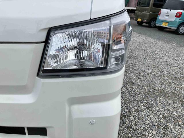 ハイゼットトラックスタンダード　農用スペシャル電子制御式４ＷＤ　ＣＶＴ　荷台ＬＥＤライト　リヤ４枚リーフスプリング　リヤデフロック　　衝突被害軽減ブレーキ　コーナーセンサー　スピーカー一体型ＡＭ／ＦＭラジオ　エアコン　パワステ（千葉県）の中古車