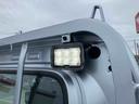 電子制御式４ＷＤ　荷台ＬＥＤライト　リヤ４枚リーフスプリング　リヤデフロック　荷室灯　衝突被害軽減ブレーキ　コーナーセンサー　スピーカー一体型ＡＭ／ＦＭラジオ　エアコン　パワステ（千葉県）の中古車