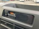 ４ＷＤ　５速ＭＴ　荷台三方開　リヤ４枚リーフ　荷台作業灯　リヤスモークガラス　ＡＭ／ＦＭラジオ　衝突被害軽減装置　コーナーセンサー　オートライト　オートハイビーム　スペアタイヤ（千葉県）の中古車