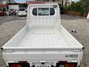 ４ＷＤ　５速ＭＴ　荷台三方開　リヤ４枚リーフ　荷台作業灯　リヤスモークガラス　ＡＭ／ＦＭラジオ　衝突被害軽減装置　コーナーセンサー　オートライト　オートハイビーム　スペアタイヤ（千葉県）の中古車
