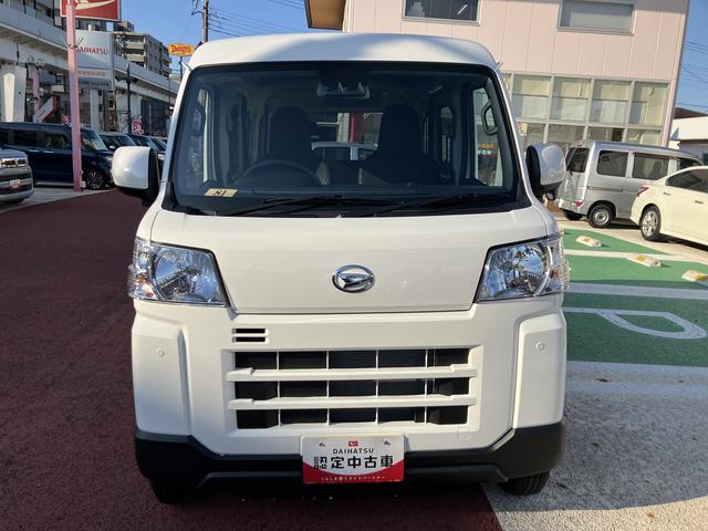 ハイゼットカーゴＤＸ　届け出済み未使用車　電動格納ミラー　両側スライドドア保証　新車保証・まごころ保証　１年間・走行距離無制限付き　アイドリングストップ　前後コーナーセンサー　車線逸脱制御　最大積載量３５０Ｋｇ　ＦＭ／ＡＭラジオ（東京都）の中古車