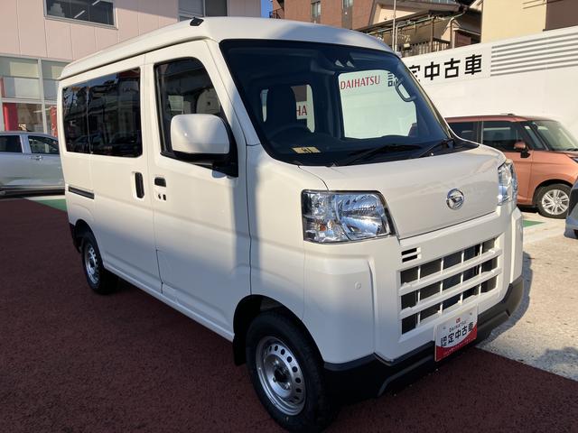 ハイゼットカーゴＤＸ　届け出済み未使用車　電動格納ミラー　両側スライドドア保証　新車保証・まごころ保証　１年間・走行距離無制限付き　アイドリングストップ　前後コーナーセンサー　車線逸脱制御　最大積載量３５０Ｋｇ　ＦＭ／ＡＭラジオ（東京都）の中古車