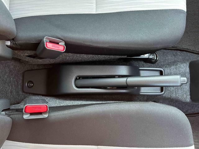 ミライースＸ　ＳＡIIIワイドＢｌｕｅｔｏｏｔｈ／ＵＳＢチューナー装備保証　新車保証・まごころ保証　１年間・走行距離無制限付き・ワイドＢｌｕｅｔｏｏｔｈ／ＵＳＢチューナー装備・ＬＥＤヘッドライト装備（東京都）の中古車