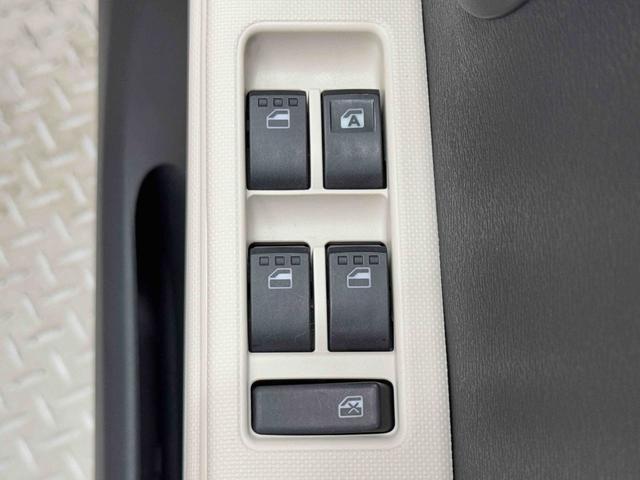 ミラココアココアＸ　ナビゲーション　ＥＴＣ車載器　バックカメラ保証１年間距離無制限付き　ナビゲーション　ＥＴＣ車載器　バックカメラ　電動格納ドアミラー　オートエアコン　パワーウインドウ（東京都）の中古車