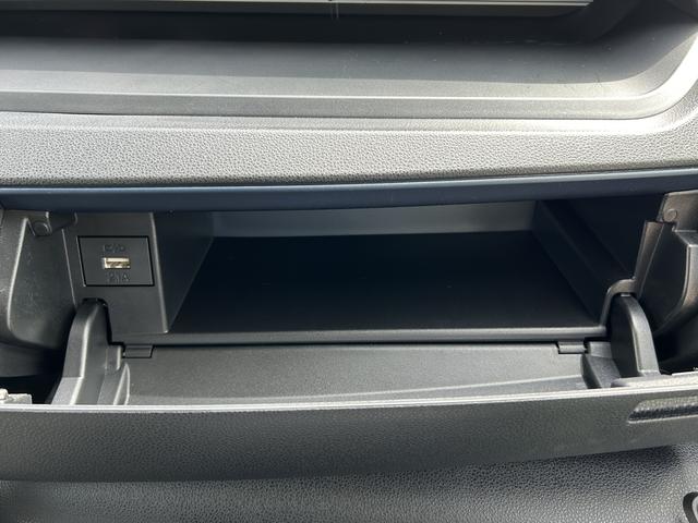 タントＸ　前席シートヒーター　電動パーキングブレーキ保証　新車保証・まごころ保証　１年間・走行距離無制限付き　キーフリーシステム　電動パーキングブレーキ　前席シートヒーター　片側電動スライドドア　キーフリーシステム　シートバックテーブル（東京都）の中古車