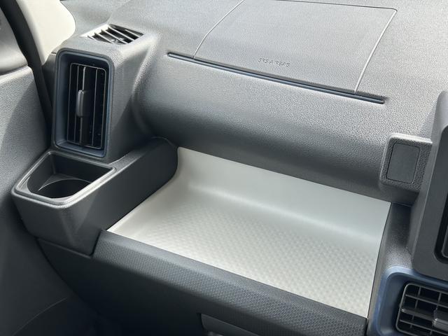 タントＸ　前席シートヒーター　電動パーキングブレーキ保証　新車保証・まごころ保証　１年間・走行距離無制限付き　キーフリーシステム　電動パーキングブレーキ　前席シートヒーター　片側電動スライドドア　キーフリーシステム　シートバックテーブル（東京都）の中古車