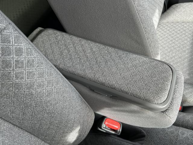 タントＸ　前席シートヒーター　電動パーキングブレーキ保証　新車保証・まごころ保証　１年間・走行距離無制限付き　キーフリーシステム　電動パーキングブレーキ　前席シートヒーター　片側電動スライドドア　キーフリーシステム　シートバックテーブル（東京都）の中古車
