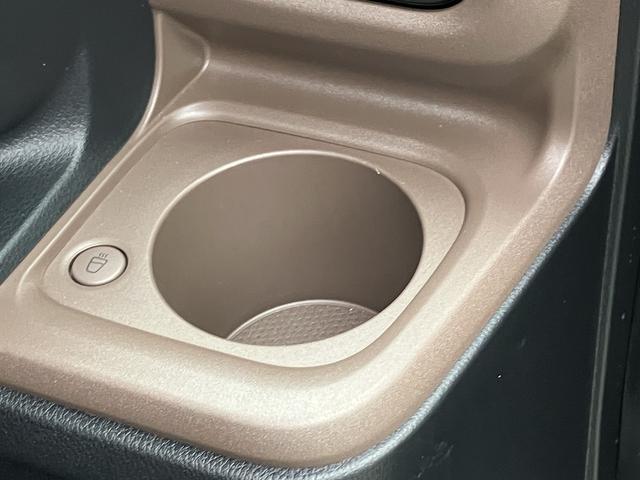 ムーヴキャンバスセオリーＧ　ＬＥＤヘッドランプ　電動パーキングブレーキ保証　新車保証・まごころ保証　１年間・走行距離無制限付き　前席シートヒーター　電動パーキングブレーキ　ＬＥＤヘッドランプ　ＬＥＤフォグランプ　コーナーセンサー　アイドリングストップ（東京都）の中古車