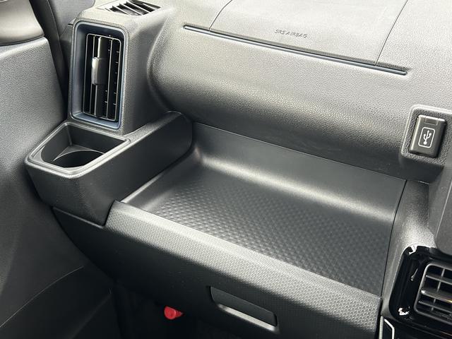 タントカスタムＲＳ　純正ナビ　ＥＴＣ車載器　ドライブレコーダー保証　新車保証・まごころ保証　１年間・走行距離無制限付き　純正７インチナビ　ＥＴＣ車載器　ドライブレコーダー　コーナーセンサー　キーフリーシステム　前席シートヒーター　電動パーキングブレーキ（東京都）の中古車