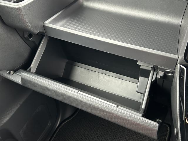 タントカスタムＲＳ　純正ナビ　ＥＴＣ車載器　ドライブレコーダー保証　新車保証・まごころ保証　１年間・走行距離無制限付き　純正７インチナビ　ＥＴＣ車載器　ドライブレコーダー　コーナーセンサー　キーフリーシステム　前席シートヒーター　電動パーキングブレーキ（東京都）の中古車