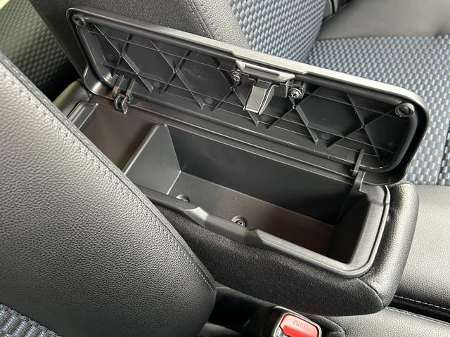 タントカスタムＲＳ　純正ナビ　ＥＴＣ車載器　ドライブレコーダー保証　新車保証・まごころ保証　１年間・走行距離無制限付き　純正７インチナビ　ＥＴＣ車載器　ドライブレコーダー　コーナーセンサー　キーフリーシステム　前席シートヒーター　電動パーキングブレーキ（東京都）の中古車