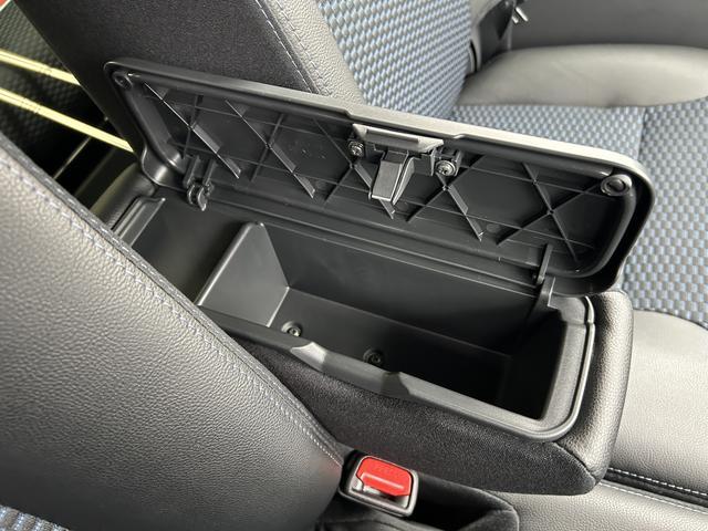 タントカスタムＲＳ　純正ナビ　ＥＴＣ車載器　ドライブレコーダー保証　新車保証・まごころ保証　１年間・走行距離無制限付き　純正７インチナビ　ＥＴＣ車載器　ドライブレコーダー　バックカメラ　ＬＥＤヘッドランプ　キーフリーシステム　前席シートヒーター（東京都）の中古車