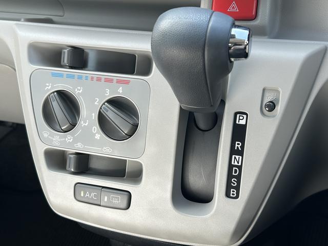 ミライースX リミテッドSAIII 純正ナビ ETC バックカメラ保証 新車保証・まごころ保証 1年間・走行距離無制限付き 電動格納ドアミラー LEDヘッドランプ キーレスエントリー バックカメラ オートライト オートハイビーム コーナーセンサー アイドリンストップ(東京都)の中古車