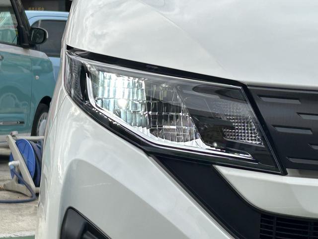 ムーヴX 6.8ディスプレイオーディオ ドライブレコーダー保証 新車保証・まごころ保証 1年間・走行距離無制限付き LEDヘッドランプ キーフリーシステム コーナーセンサー オートライト バックカメラ キーフリーシステム USB電源ソケット(東京都)の中古車