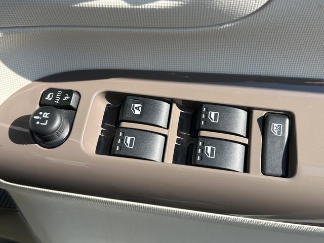 ムーヴキャンバスＸメイクアップ　ＳＡIII７インチナビ・バックカメラ・ドラレコ・ＥＴＣ装備　保証　新車保証・まごころ保証　１年間・走行距離無制限付き（東京都）の中古車