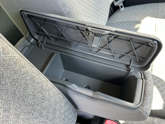 タントＸ　９インチディスプレイオーディオ装備保証　新車保証・まごころ保証　１年間・走行距離無制限付き（東京都）の中古車