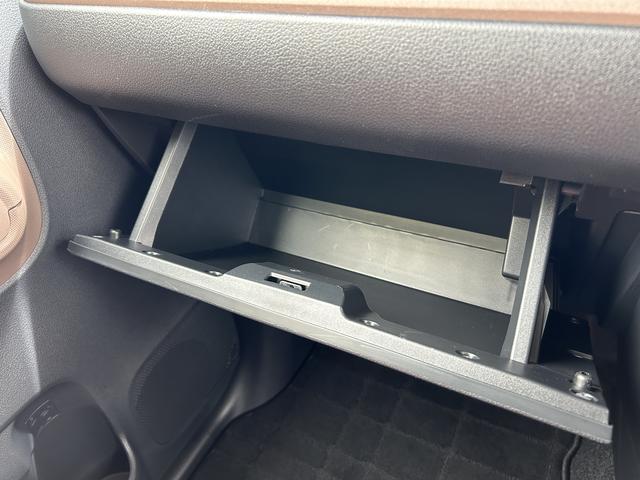 ムーヴキャンバスセオリーＧ保証　新車保証・まごころ保証　１年間・走行距離無制限付き（東京都）の中古車