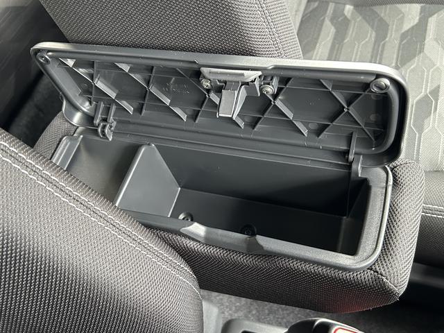 タフトＧ　クロムベンチャー保証　新車保証・まごころ保証　１年間・走行距離無制限付き（東京都）の中古車