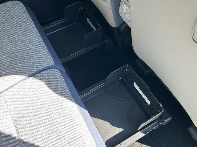ムーヴキャンバスストライプスＧ保証　新車保証・まごころ保証　１年間・走行距離無制限付き・オーディオレス車・ＬＥＤヘッドライト装備・ＬＥＤフォグ装備・シートヒーター装備（東京都）の中古車