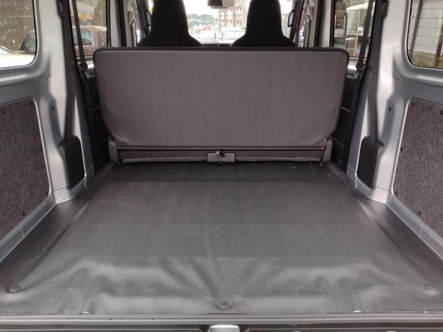 ハイゼットカーゴDXサポカーSワイド適合 ラジオ エアコン アクセサリーソケット コーナーセンサー アイドリングストップ 光軸調整ダイヤル 横滑り防止機能 誤発進抑制機能 パワーウインドウ キーレス(神奈川県)の中古車