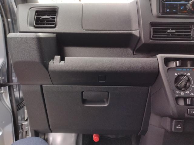 ハイゼットカーゴDXサポカーSワイド適合 ラジオ エアコン アクセサリーソケット コーナーセンサー アイドリングストップ 光軸調整ダイヤル 横滑り防止機能 誤発進抑制機能 パワーウインドウ キーレス(神奈川県)の中古車